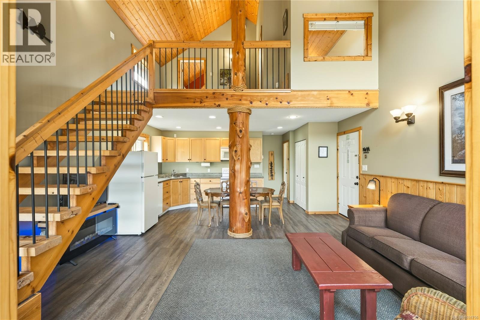 258&266 Boardwalk Blvd, Ucluelet, British Columbia  V0R 3A0 - Photo 6 - 1031756