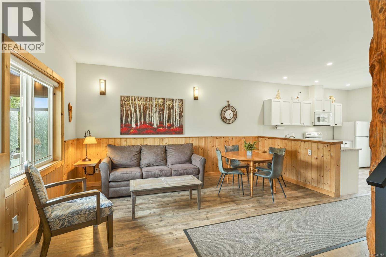 258&266 Boardwalk Blvd, Ucluelet, British Columbia  V0R 3A0 - Photo 37 - 1031756