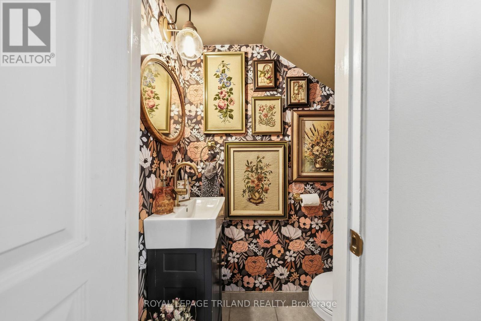 34 Gladstone Avenue, St. Thomas, Ontario  N5R 2L4 - Photo 15 - X12985298