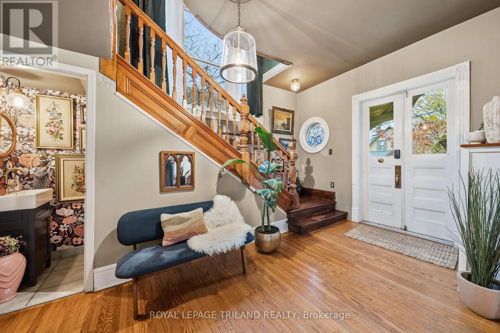 34 Gladstone Avenue, St. Thomas, Ontario  N5R 2L4 - Photo 5 - X12985298