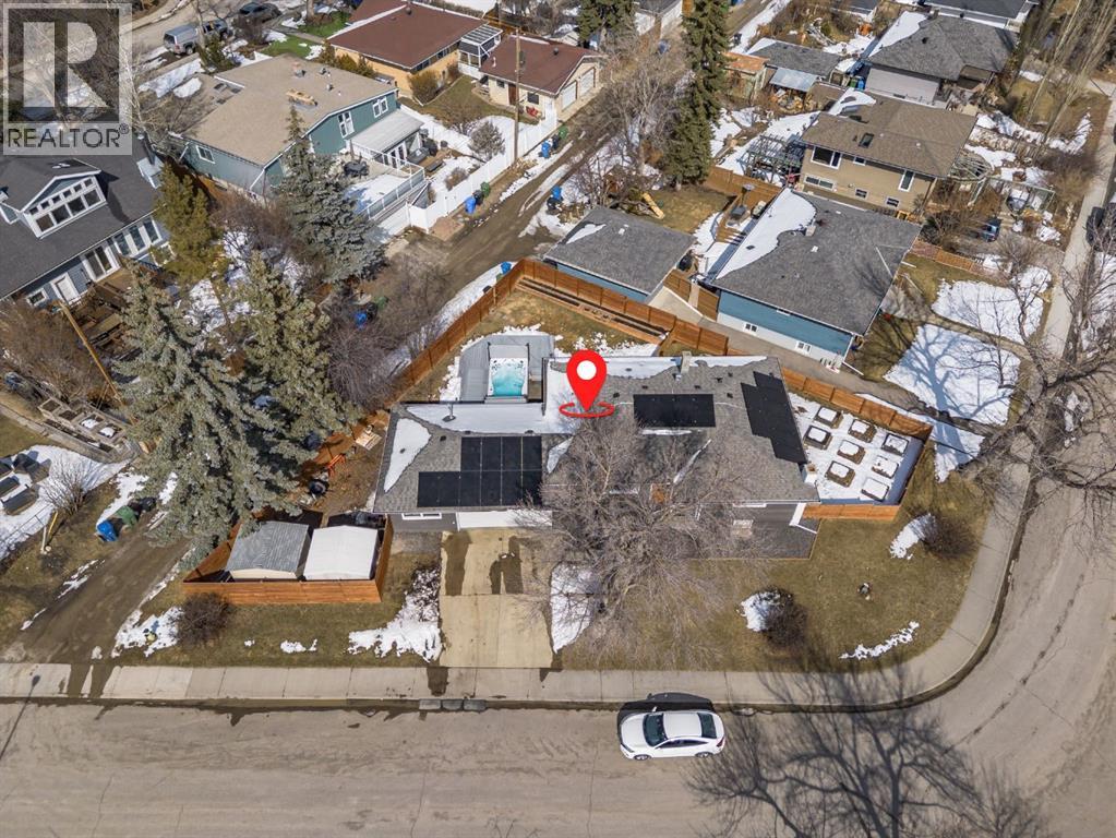 48 Carnarvon Way NW, Calgary, Alberta