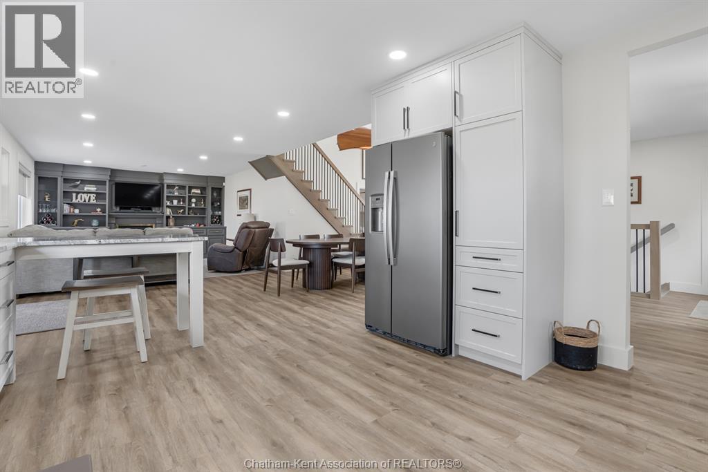 17938 Lakeshore Road, Rondeau Park, Ontario  N0P 1X0 - Photo 13 - 26007245