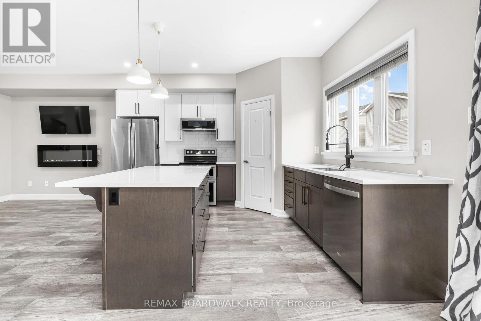 58 Vimy Ridge Crescent, Arnprior, Ontario  K7S 0H7 - Photo 13 - X12985302