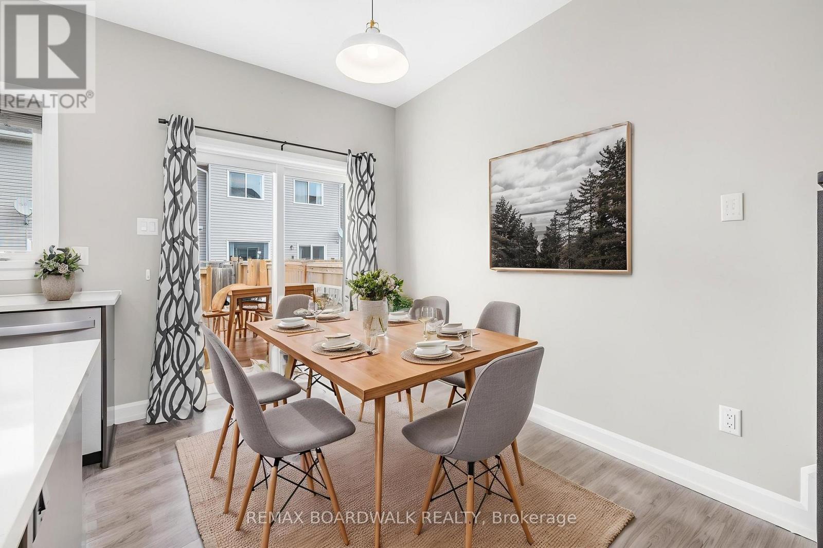 58 Vimy Ridge Crescent, Arnprior, Ontario  K7S 0H7 - Photo 16 - X12985302