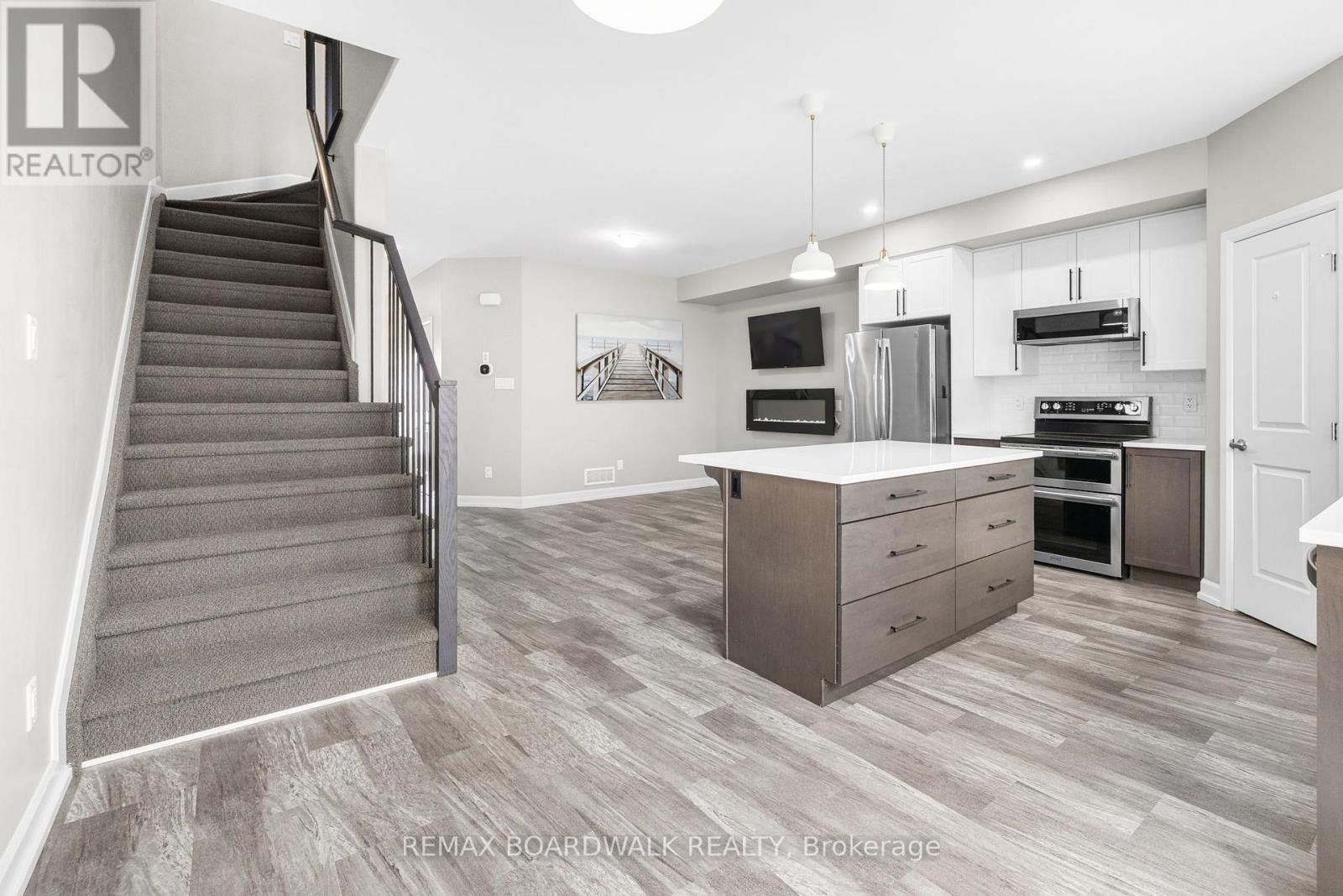 58 Vimy Ridge Crescent, Arnprior, Ontario  K7S 0H7 - Photo 18 - X12985302