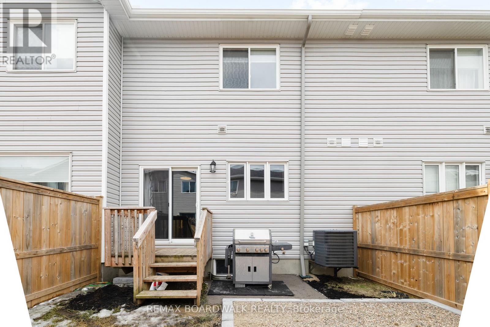 58 Vimy Ridge Crescent, Arnprior, Ontario  K7S 0H7 - Photo 38 - X12985302