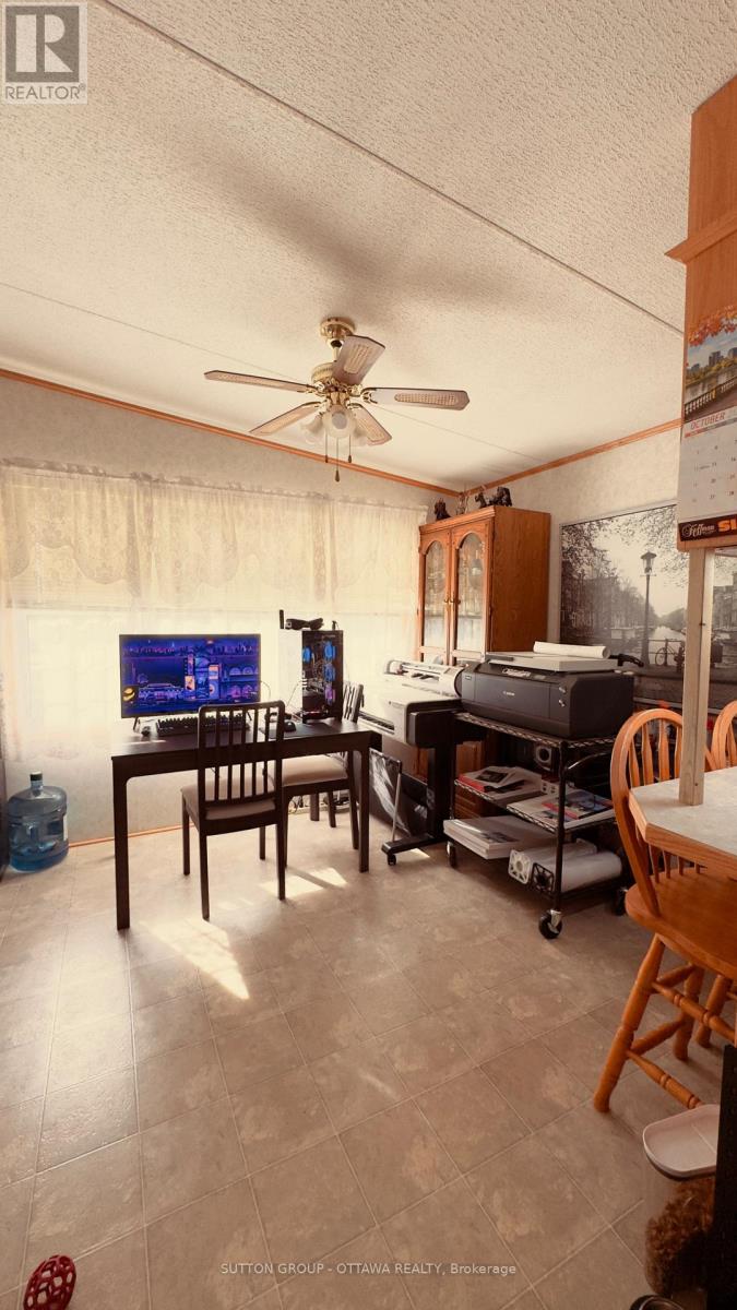 8 Yvette Private, Ottawa, Ontario  K0A 1B0 - Photo 10 - X12985312