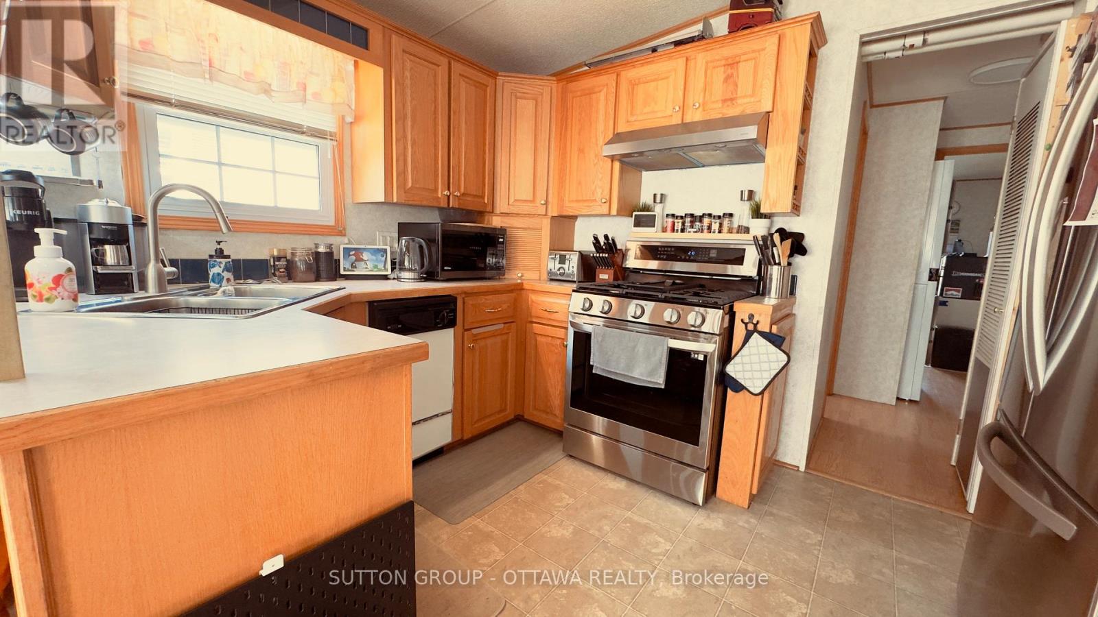 8 Yvette Private, Ottawa, Ontario  K0A 1B0 - Photo 11 - X12985312