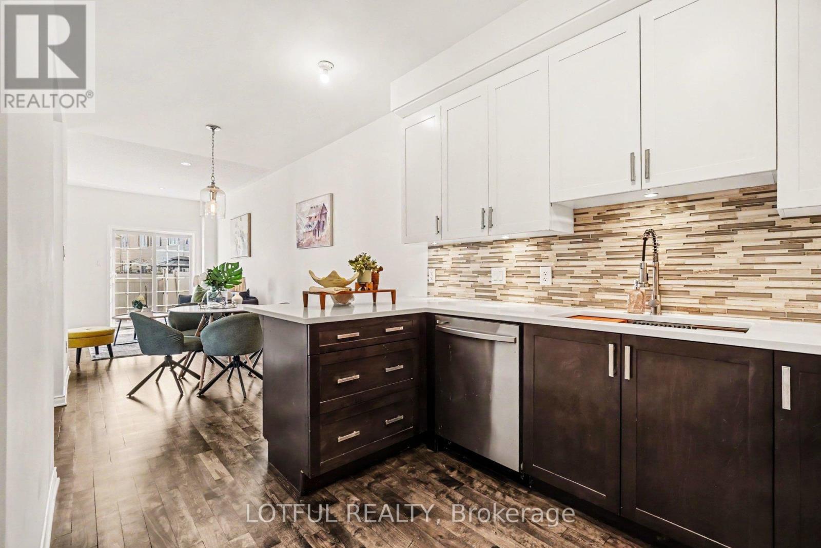 836 Kennacraig Private, Ottawa, Ontario  K2J 5T6 - Photo 14 - X12985318