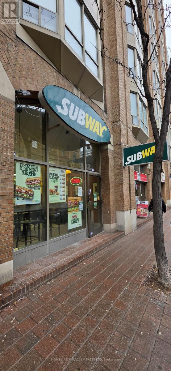 #1-B - 132 Front Street E, Toronto, Ontario  M5A 1E2 - Photo 5 - C12985362