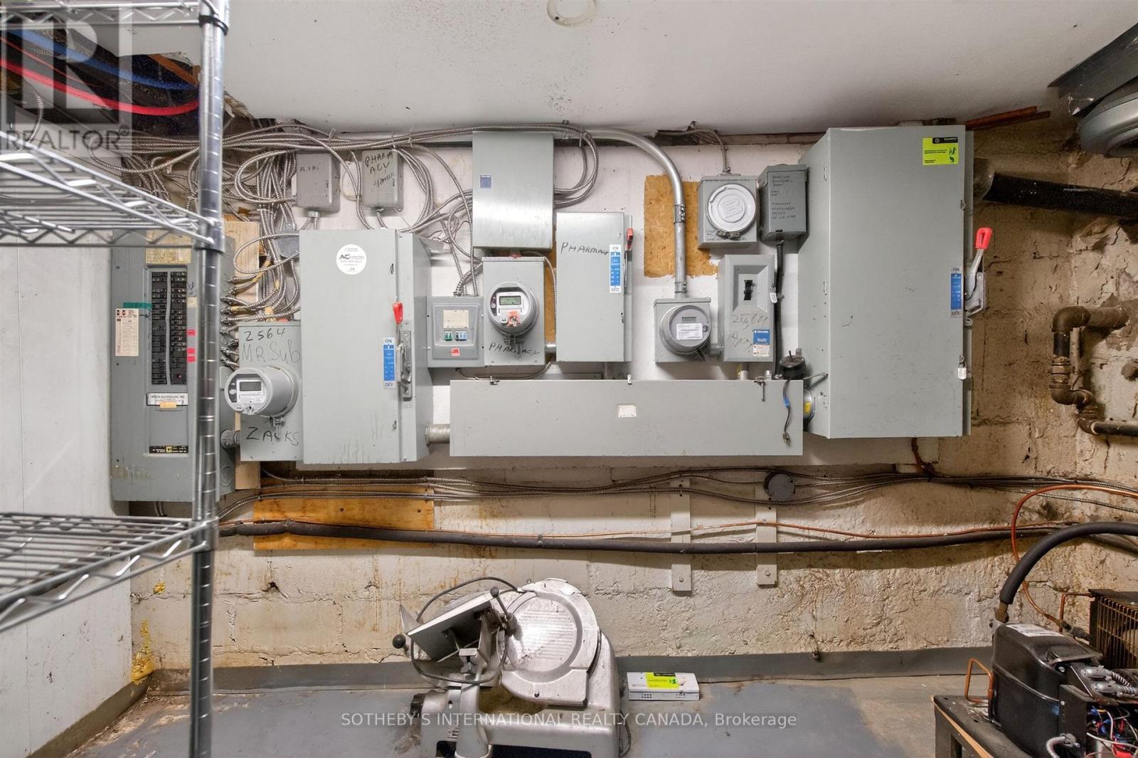 2564 Yonge Street, Toronto (Lawrence Park South), Ontario  M4P 2J3 - Photo 24 - C12985374