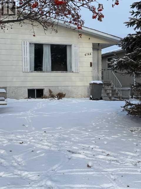 4744 57 Avenue, Whitecourt, Alberta  T7S 1B4 - Photo 1 - A2274649