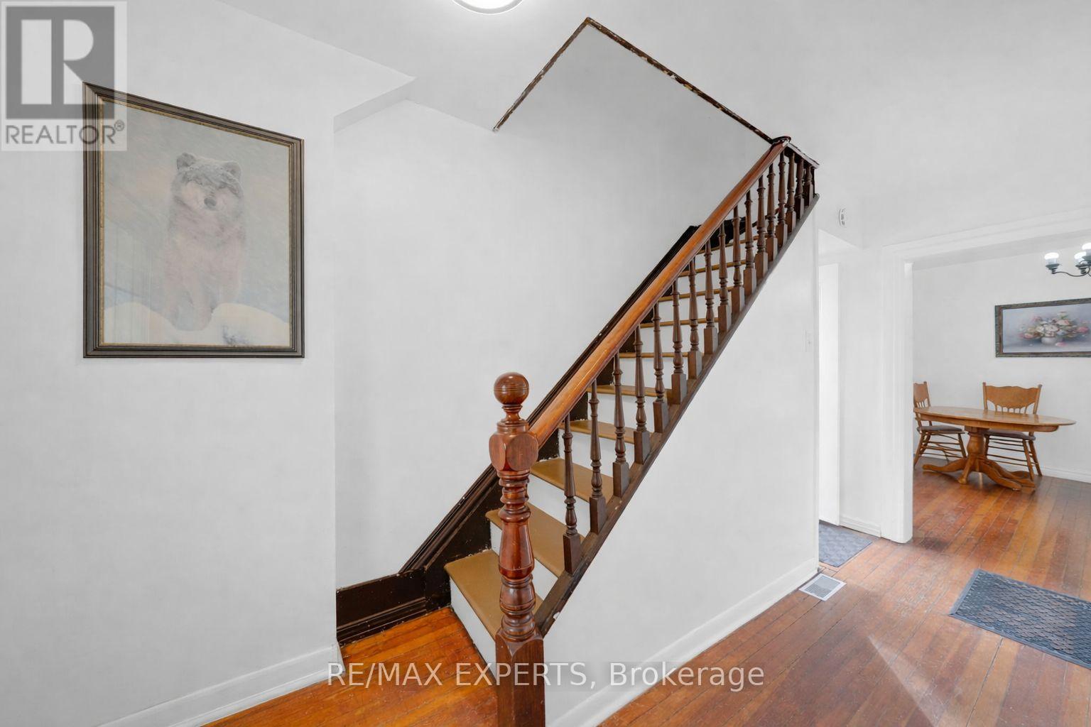 38 Wellington Street, Orangeville, Ontario  L9W 2L5 - Photo 7 - W12959046