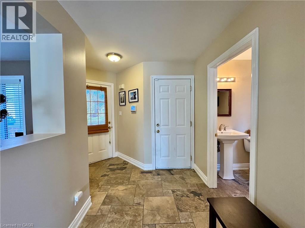 4126 Bianca Forest Drive, Burlington, Ontario  L7M 4L5 - Photo 8 - 40819810