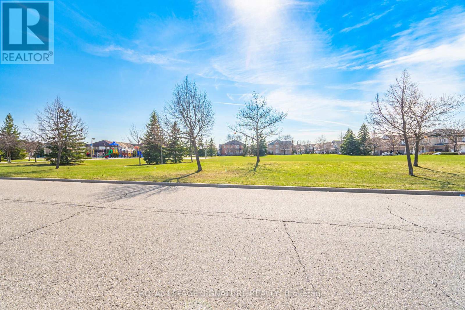 25 Madronna Gardens, Brampton, Ontario  L7A 2V9 - Photo 34 - W12981760