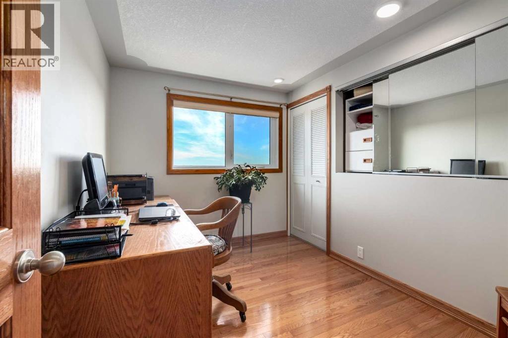 468 Norfolk Way Nw, Calgary, Alberta  T2K 5R1 - Photo 21 - A2295050