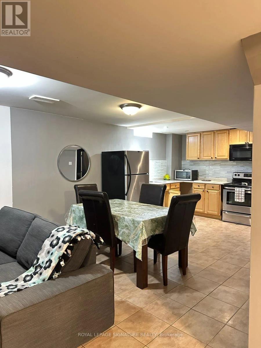 25 Madronna Gardens, Brampton, Ontario  L7A 2V9 - Photo 41 - W12981760