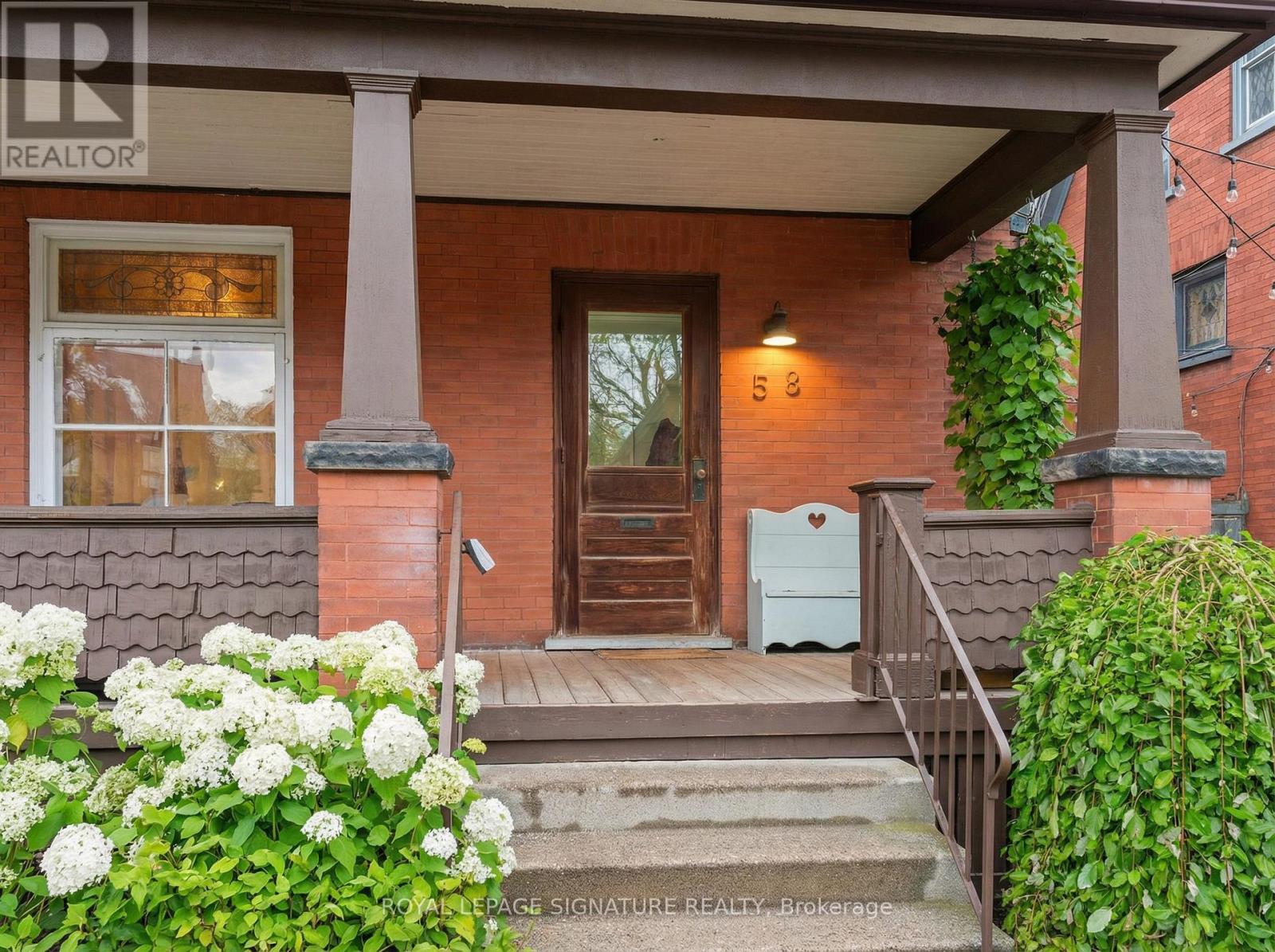 58 Hohner Avenue, Kitchener, Ontario  N2H 2V4 - Photo 3 - X12978962