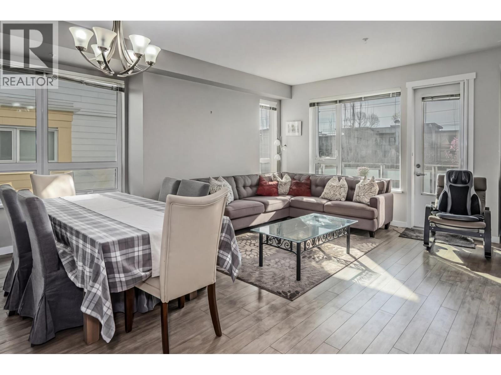 3107 E Kent Avenue North Avenue, Vancouver, British Columbia  V5S 4Y1 - Photo 2 - R3109923