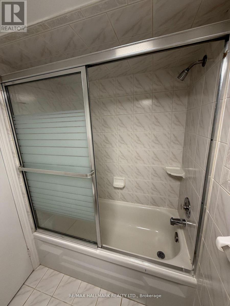 Lower - 43 Commons Drive, Toronto, Ontario  M1T 1E3 - Photo 11 - E12985268