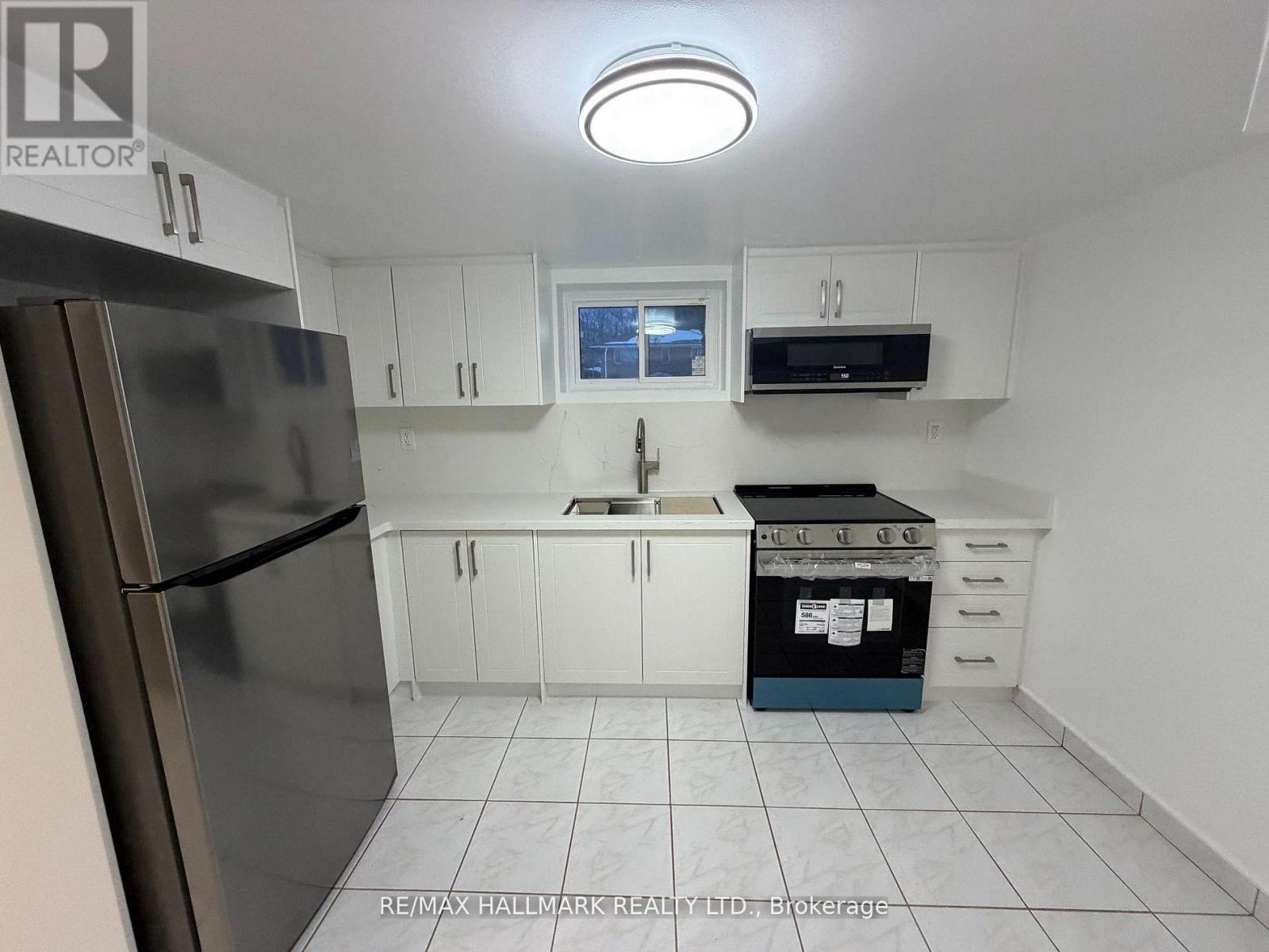 Lower - 43 Commons Drive, Toronto, Ontario  M1T 1E3 - Photo 4 - E12985268