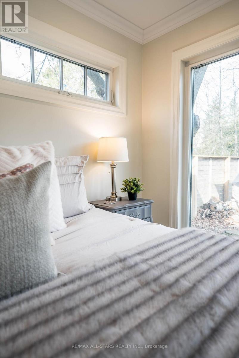 91 Manitoba Street, Whitchurch-Stouffville, Ontario  L4A 4T3 - Photo 25 - N12985314