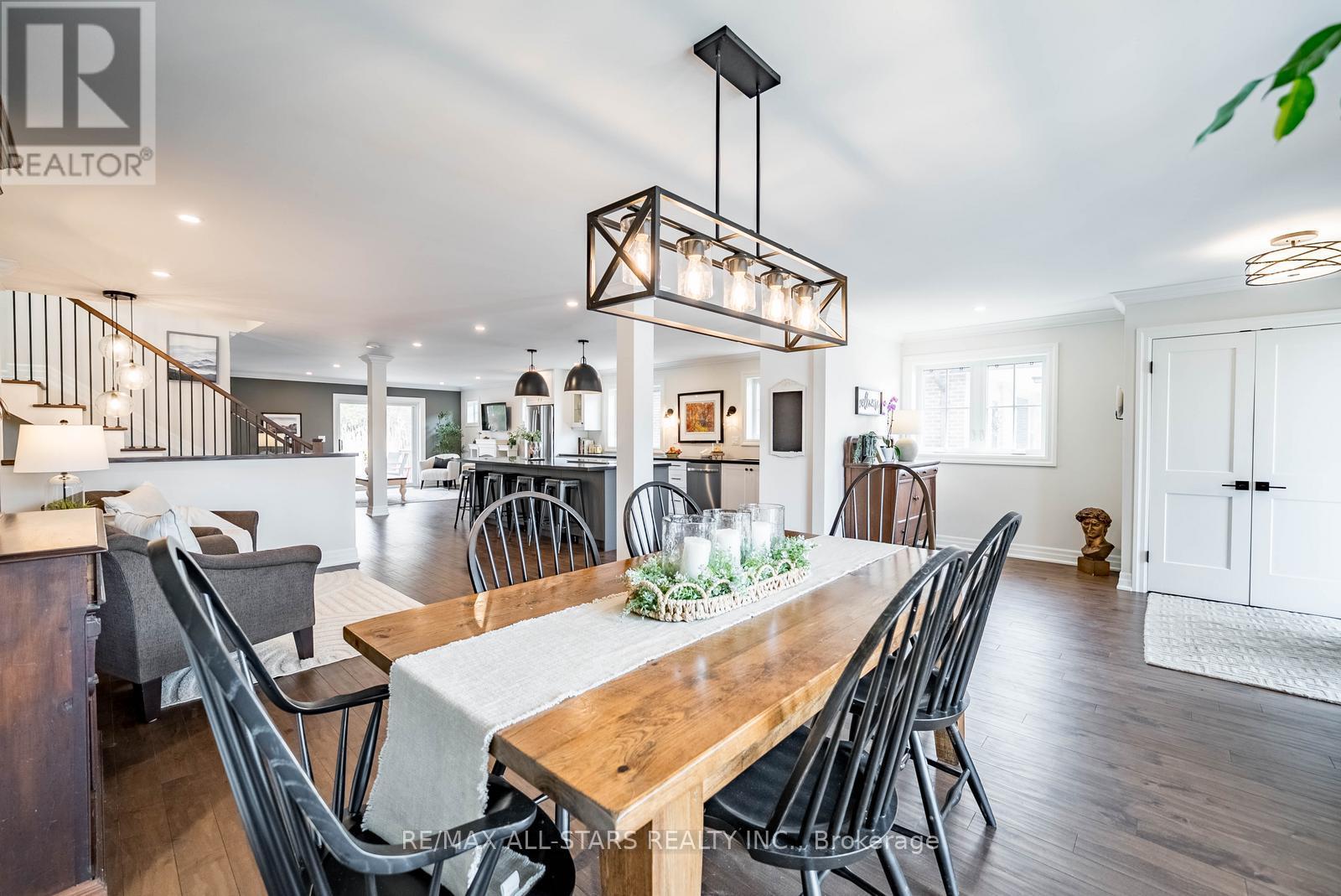 91 Manitoba Street, Whitchurch-Stouffville, Ontario  L4A 4T3 - Photo 5 - N12985314