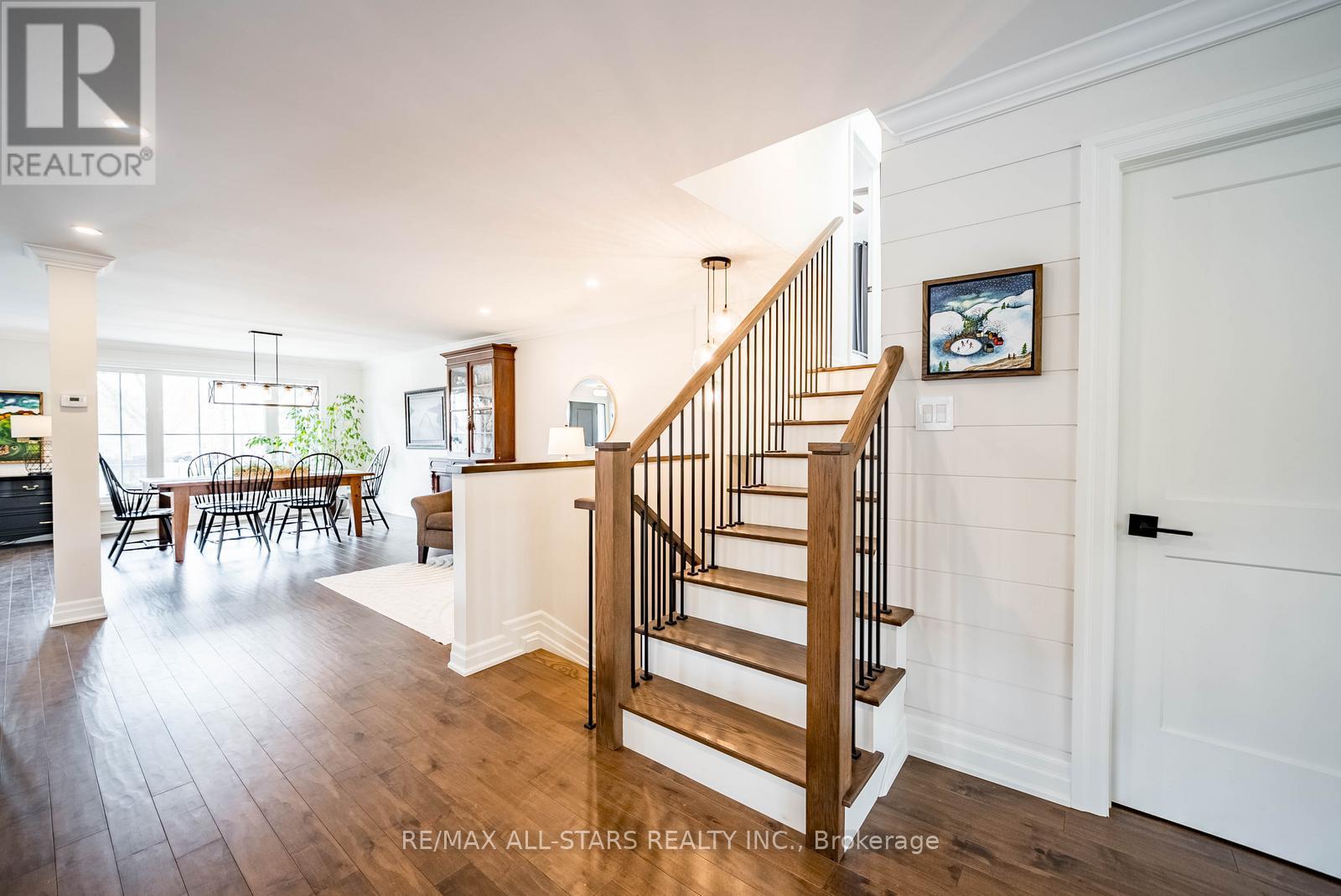 91 Manitoba Street, Whitchurch-Stouffville, Ontario  L4A 4T3 - Photo 6 - N12985314