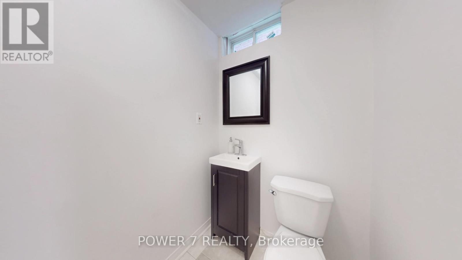 45 Lost Pond Crescent, Whitchurch-Stouffville, Ontario  L4A 0R4 - Photo 18 - N12985358