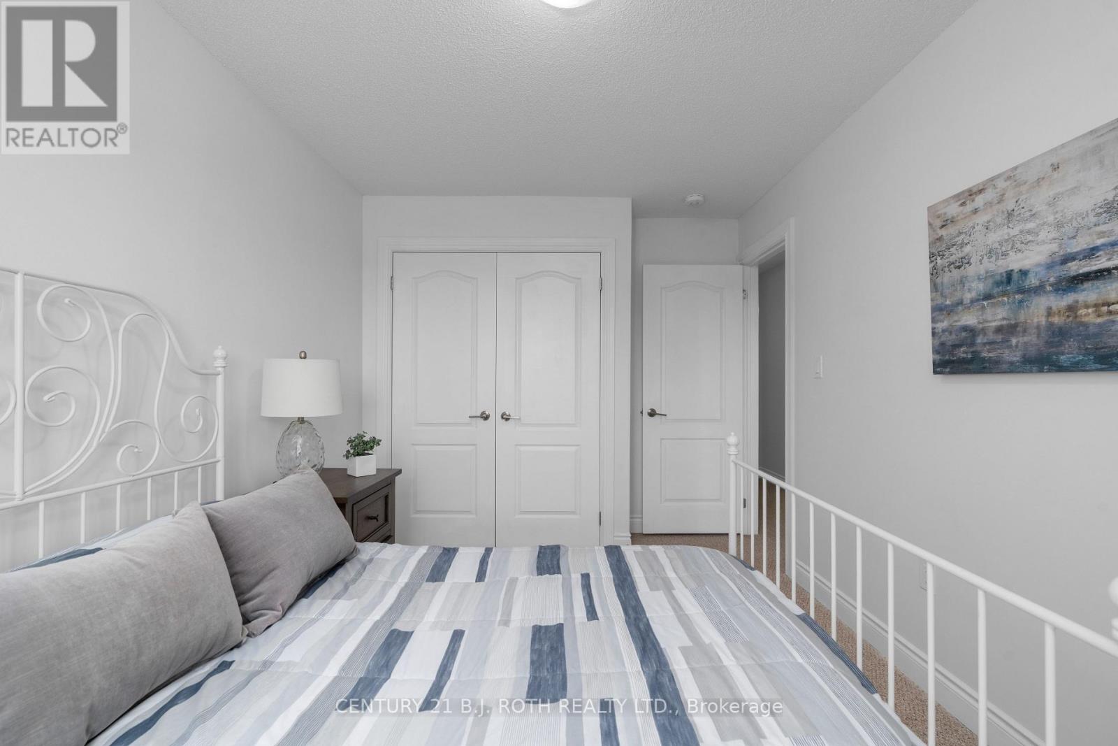 15 Kodiak Terrace, Barrie, Ontario  L9J 0J4 - Photo 21 - S12985376