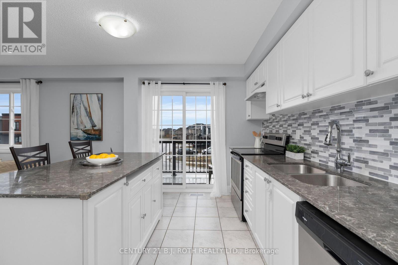 15 Kodiak Terrace, Barrie, Ontario  L9J 0J4 - Photo 8 - S12985376