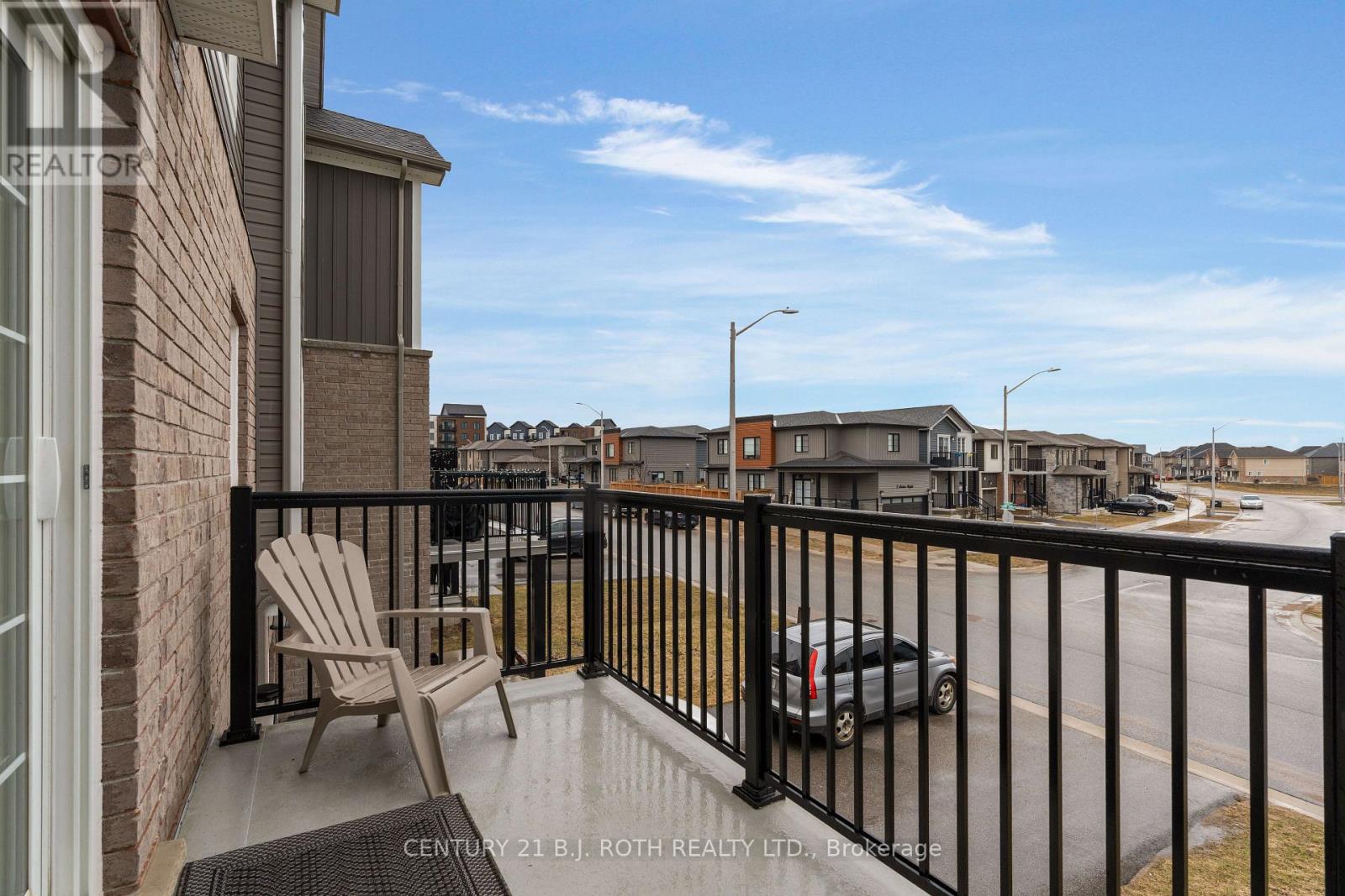 15 Kodiak Terrace, Barrie, Ontario  L9J 0J4 - Photo 9 - S12985376