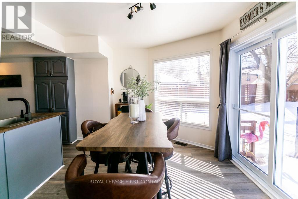 13 Irwin Drive, Barrie, Ontario  L4N 7A6 - Photo 10 - S12985380