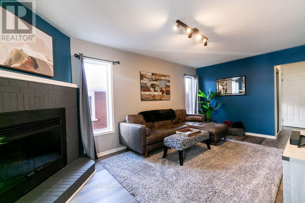 13 Irwin Drive, Barrie, Ontario  L4N 7A6 - Photo 13 - S12985380