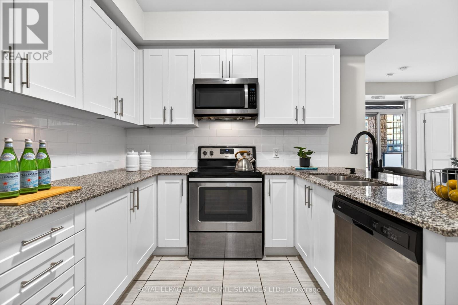 304 - 2370 Khalsa Gate, Oakville, Ontario  L6M 1P5 - Photo 10 - W12985284