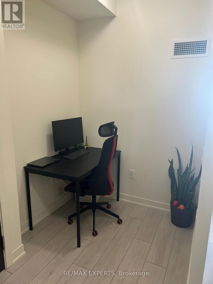 3806 - 38 Annie Craig Drive, Toronto, Ontario  M8V 0G9 - Photo 11 - W12985296