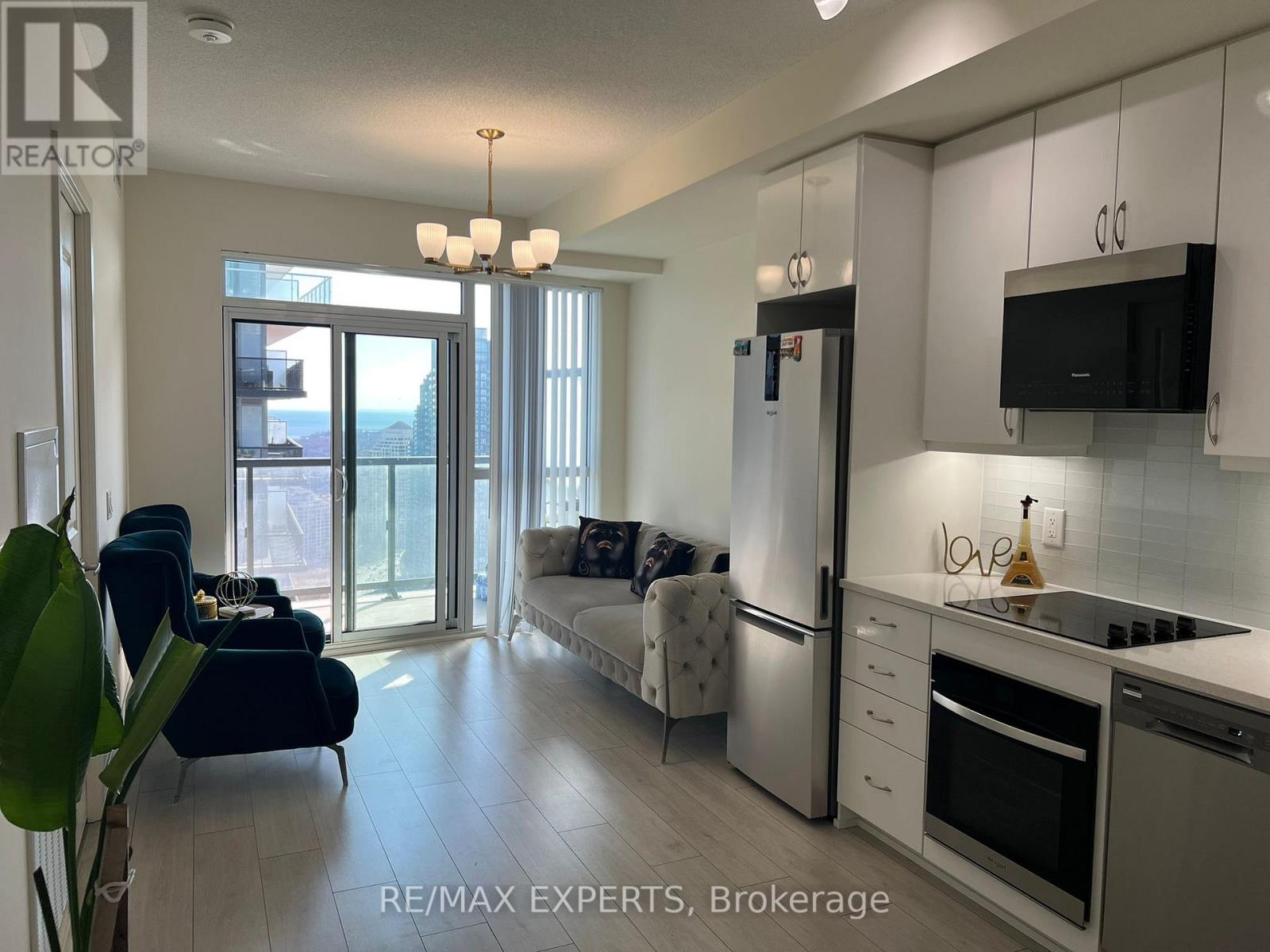 3806 - 38 Annie Craig Drive, Toronto, Ontario  M8V 0G9 - Photo 12 - W12985296