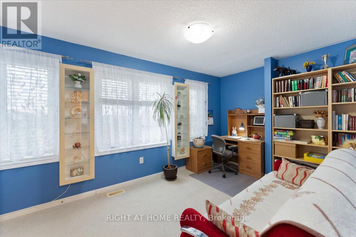 2356 Proudfoot Trail, Oakville, Ontario  L6M 3Y2 - Photo 10 - W12985308