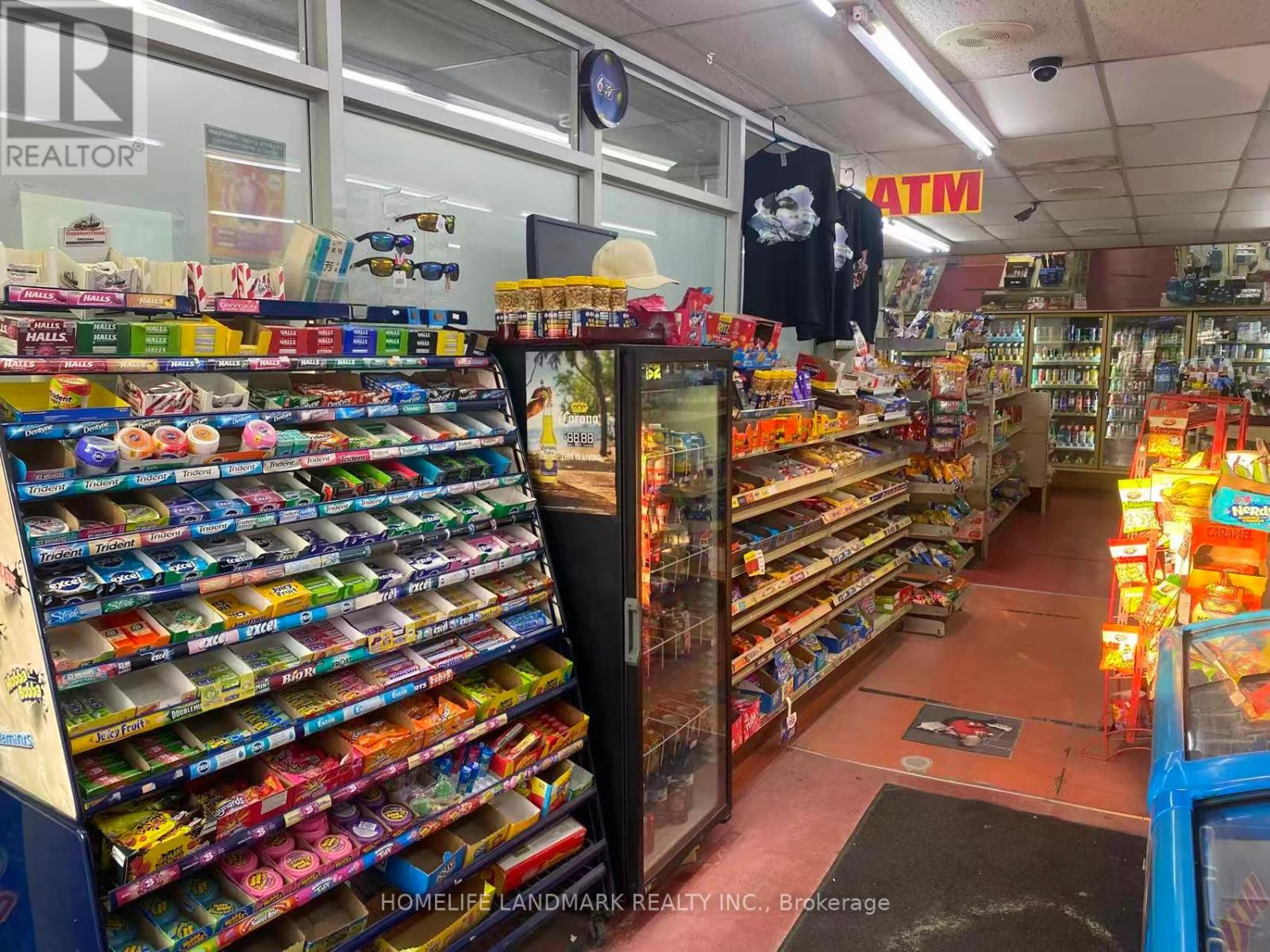 3261 Dufferin Street, Toronto, Ontario  M6A 2T2 - Photo 9 - W12985342