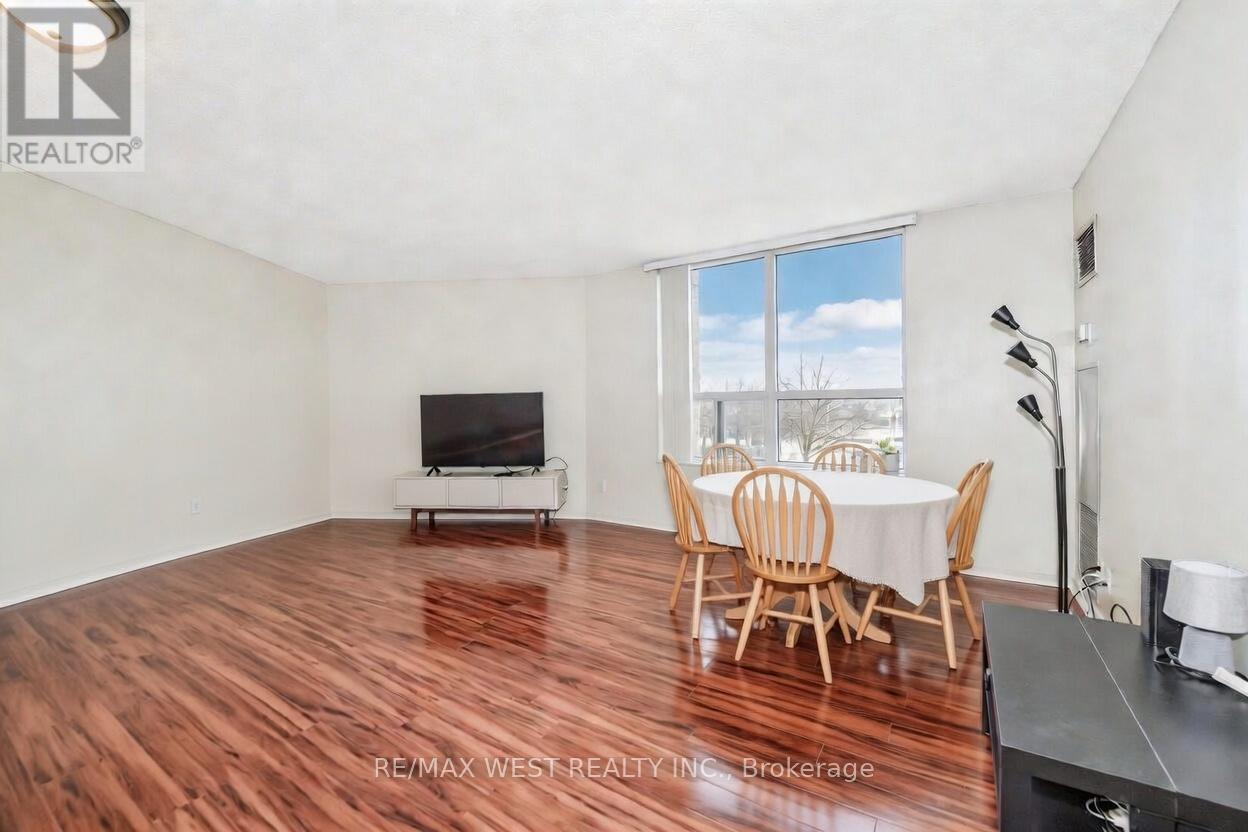 313 - 6 Humberline Drive, Toronto, Ontario  M9W 6X8 - Photo 3 - W12985354