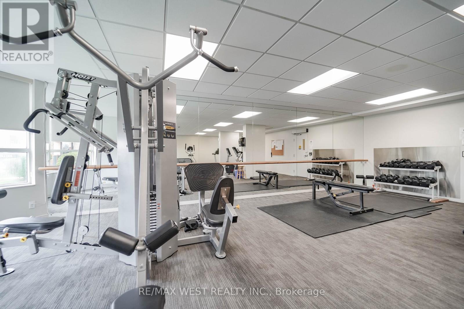 313 - 6 Humberline Drive, Toronto, Ontario  M9W 6X8 - Photo 6 - W12985354