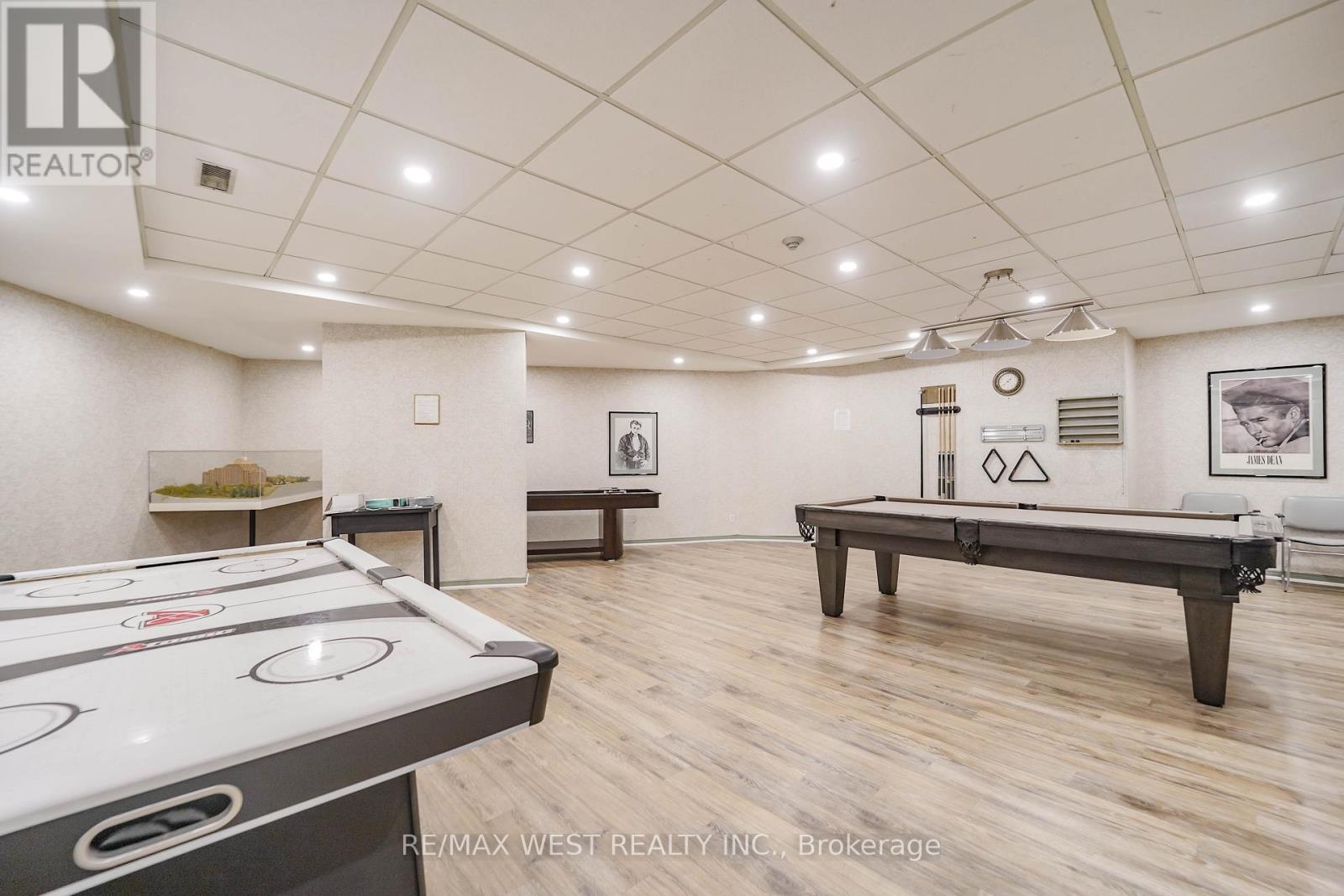 313 - 6 Humberline Drive, Toronto, Ontario  M9W 6X8 - Photo 8 - W12985354