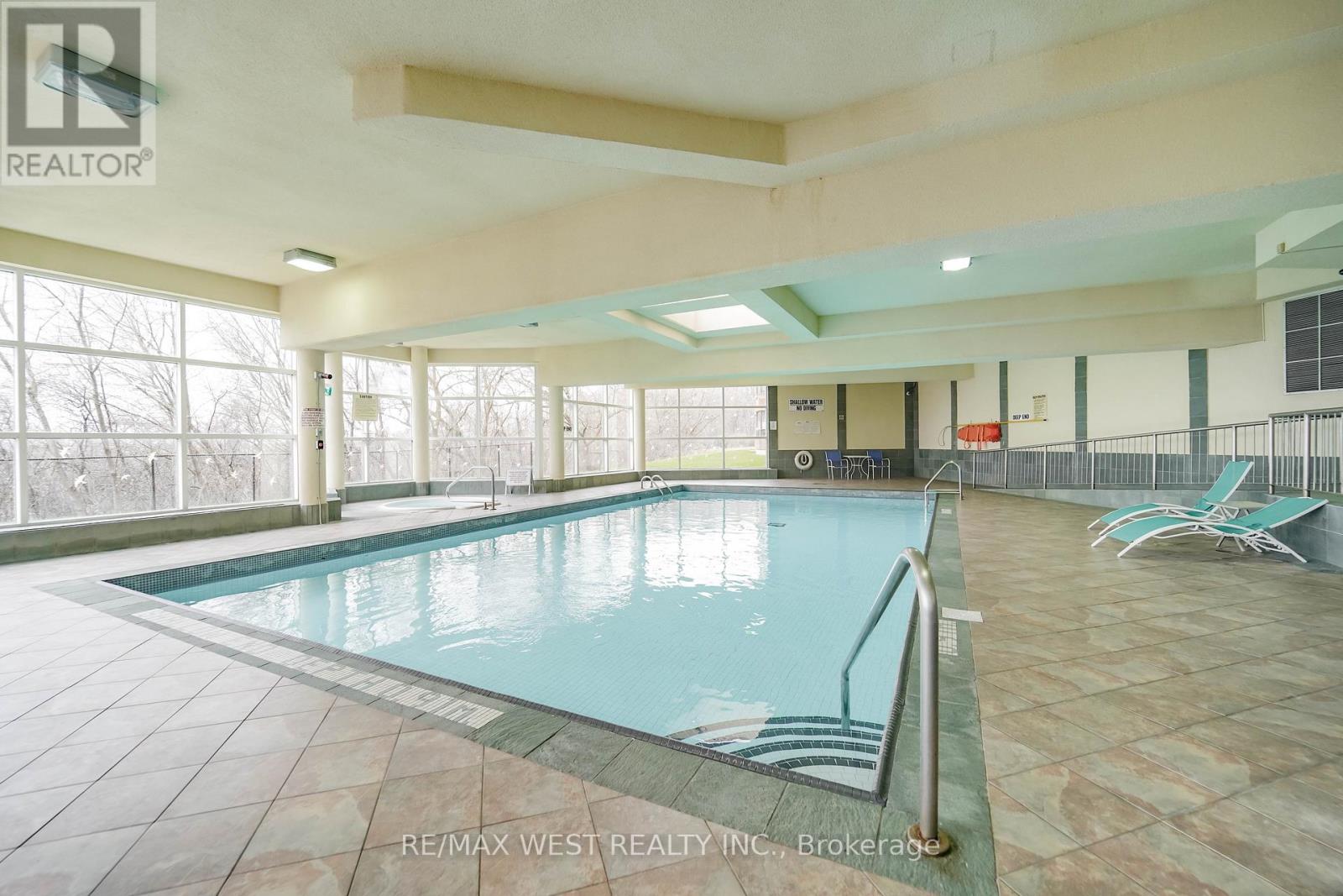 313 - 6 Humberline Drive, Toronto, Ontario  M9W 6X8 - Photo 9 - W12985354