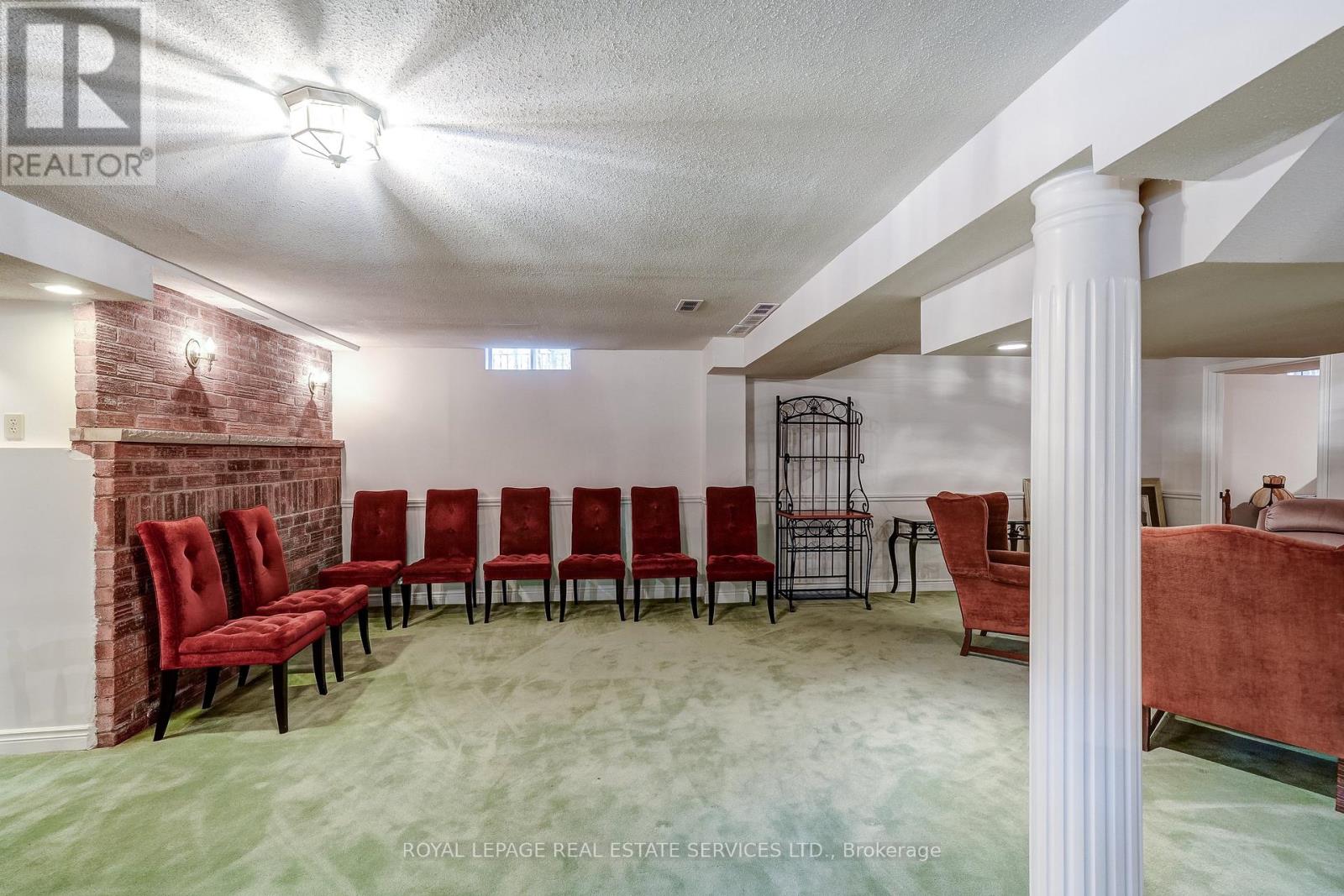 9 Morrison Creek Crescent, Oakville, Ontario  L6H 4C2 - Photo 34 - W12985370