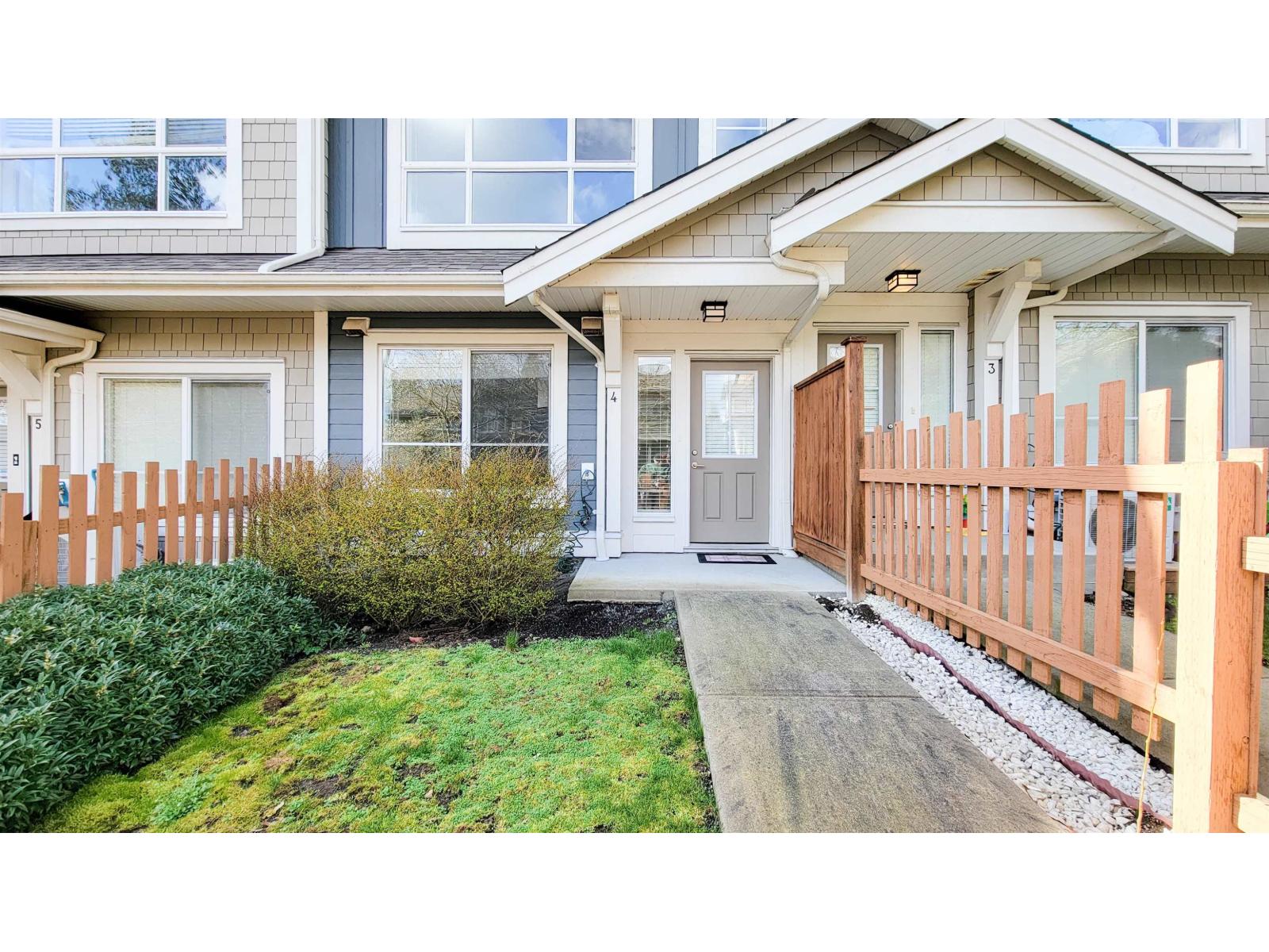 4 7059 210 STREET, Langley, British Columbia