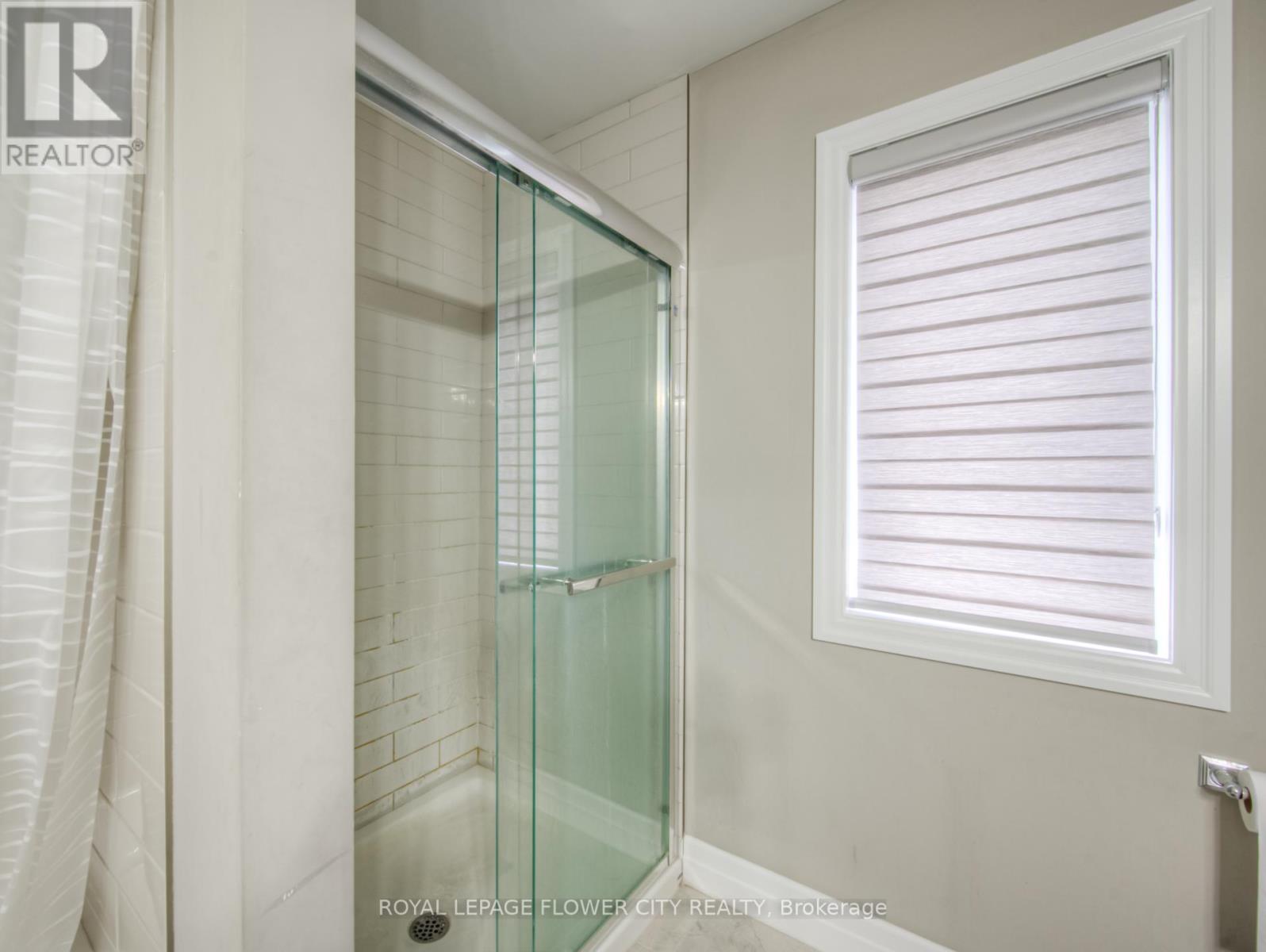 43 Pondcliffe Drive, Kitchener, Ontario  N2R 0B5 - Photo 25 - X12985330