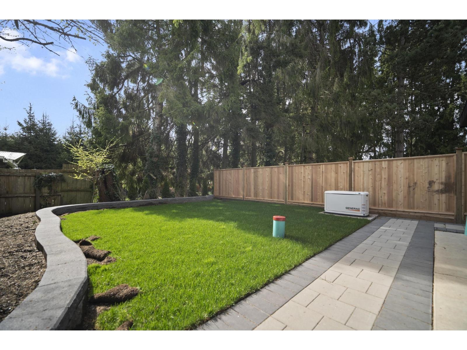 14206 North Bluff Road, White Rock, British Columbia  V4B 3C4 - Photo 35 - R3109885