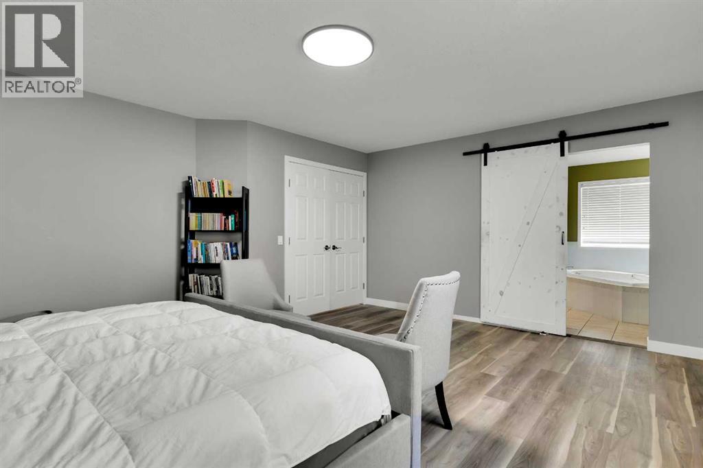 6 Douglas Woods Bay SE, Calgary, Alberta  T2Z 3A1 - Photo 19 - A2299998