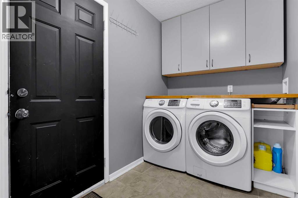 6 Douglas Woods Bay SE, Calgary, Alberta  T2Z 3A1 - Photo 26 - A2299998