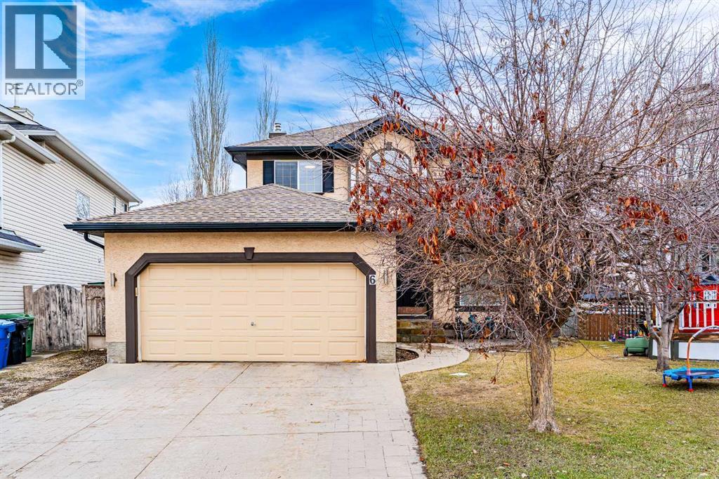 6 Douglas Woods Bay SE, Calgary, Alberta  T2Z 3A1 - Photo 1 - A2299998